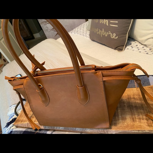 Sole Society Faux Leather Tote - Picture 7 of 10
